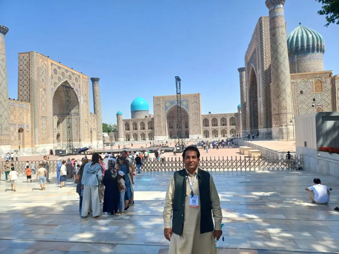 Muhammad Ameen Keryo of MAKES Pakistan at Registan Square in Samarkand, Uzbekistan